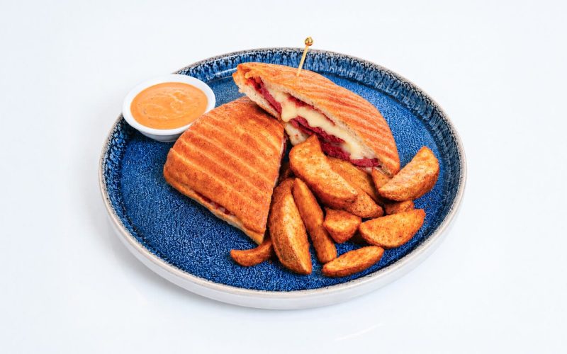 soujouk kashar panini